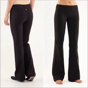 Lululemon Athletic Groove Pant ~ Black